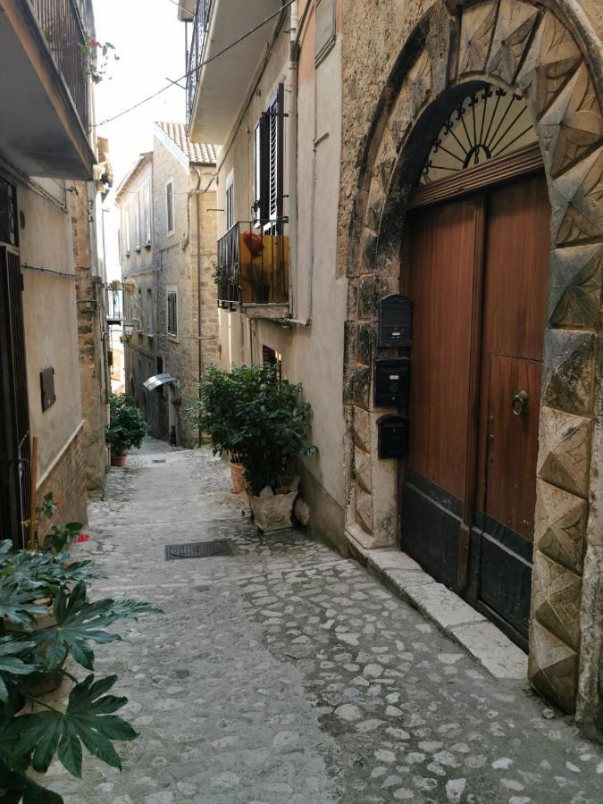 Casa D'Arte Vintage L&B - 170Metri Da Pepe In Grani Διαμέρισμα Caiazzo Εξωτερικό φωτογραφία