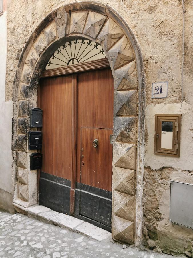 Casa D'Arte Vintage L&B - 170Metri Da Pepe In Grani Διαμέρισμα Caiazzo Εξωτερικό φωτογραφία